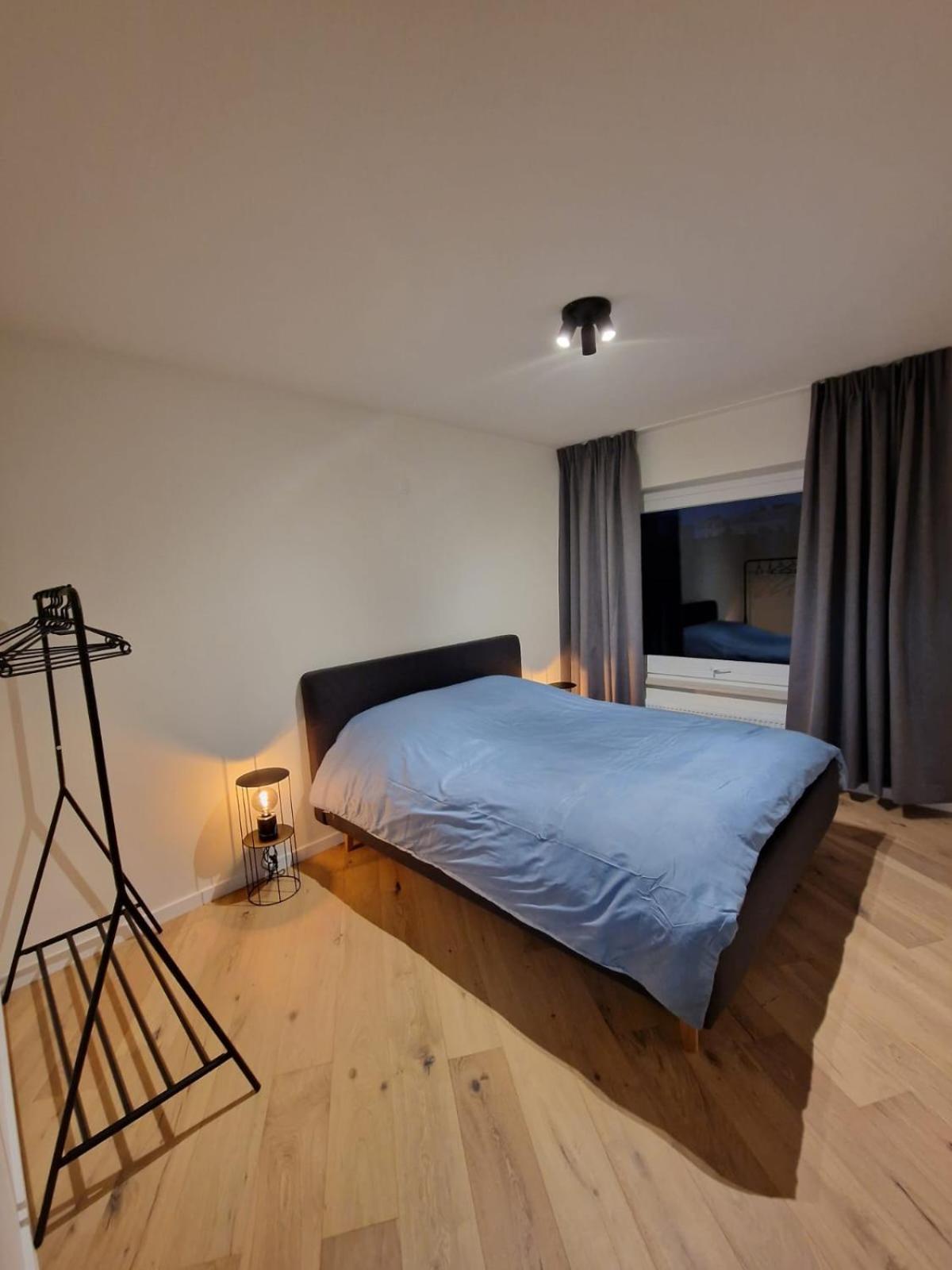 Luxury Renovated 3 Rooms Apartment ออสเทนด์ ภายนอก รูปภาพ