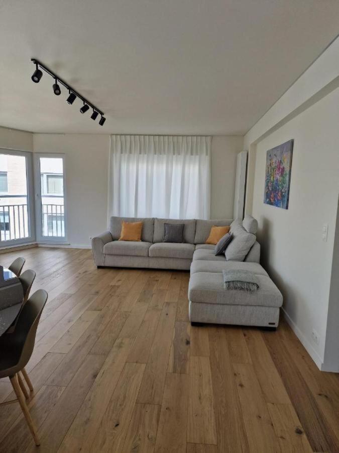 Luxury Renovated 3 Rooms Apartment ออสเทนด์ ภายนอก รูปภาพ